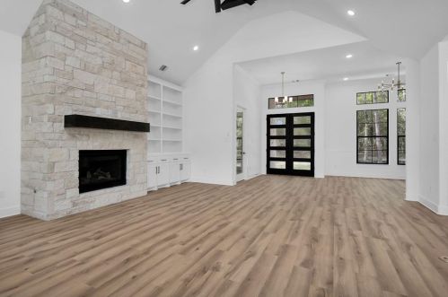 11317 Majestic Dr, Montgomery TX 77316-9662 exterior