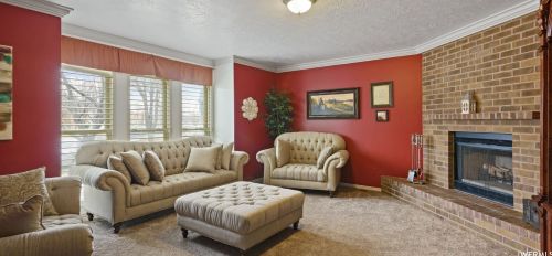 1925 Foxmoor Cir, Sandy UT 84092-5265 exterior