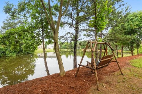 2482 Cannon Farm Trce, Duluth GA 30097-4072 exterior