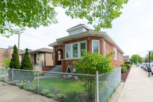 5319 Long Ave, Chicago, IL 60638-2917