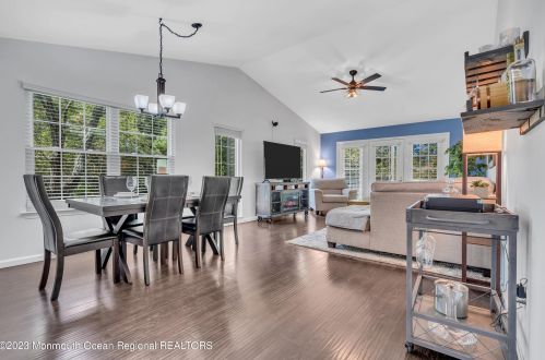 80 Poplar Pl, East Freehold NJ 07728-4173 exterior