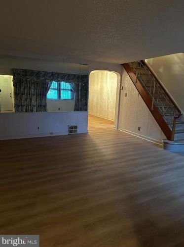 264 Cheltenham Ave, Philadelphia PA  19120-1012 exterior