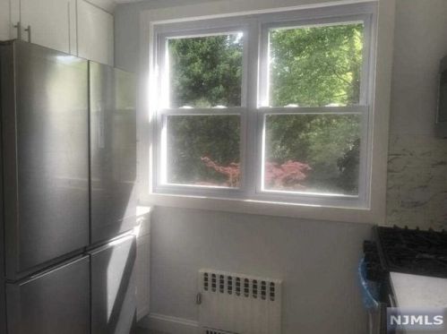 11 Holland Ave, Demarest NJ  07627-2607 exterior