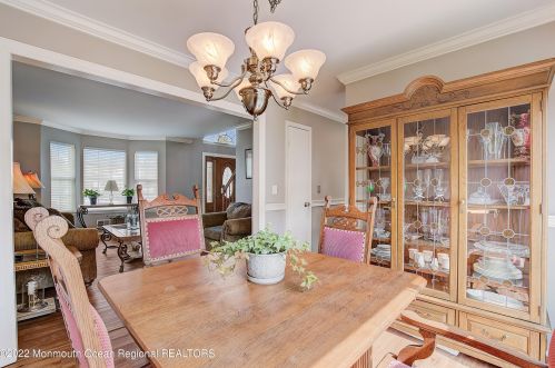 5 Hummingbird Way, Jackson Twp NJ exterior