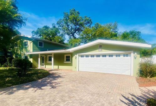 709 Grand Cir, Tampa, FL 33617-7843