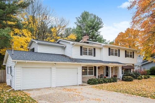 4015 Isabelle St, Kalamazoo, MI 49024-1063