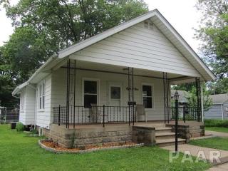 809 Capitol St, Pekin, IL 61554-4411