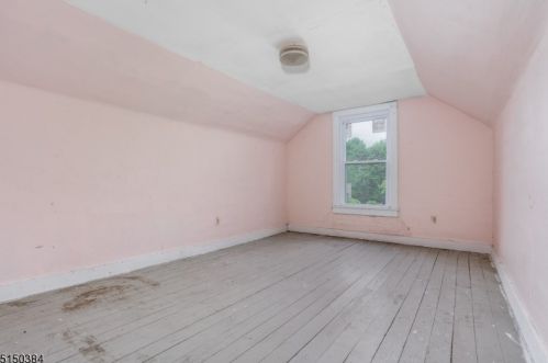 111 Moore St, Hackettstown NJ 07840-2025 exterior