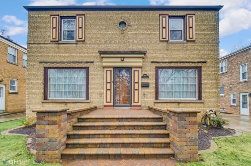 9906 Oakley Ave, Chicago, IL 60643-1829