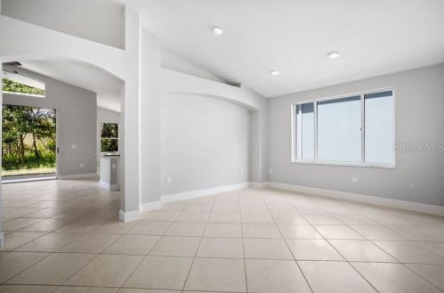 10124 Arbor Run Dr, Tampa FL  33647-2902 exterior