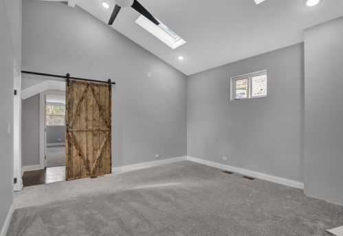 7351 Michigan Ave, Chicago IL 60619-5603 exterior