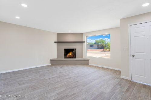 4402 Avenida Don Fernando, Tucson AZ  85757-9433 exterior