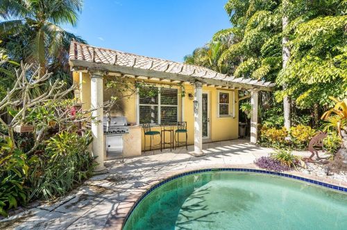 275 4 St, Boca Raton FL 33432-3738 exterior