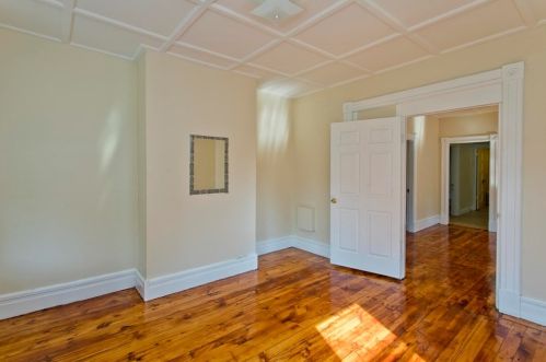 61 Euclid Ave, Springfield MA 01108-1725 exterior