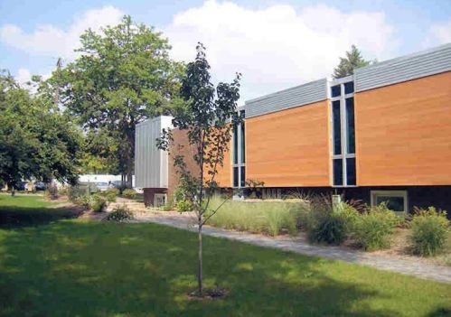 1011 Maple St, Kalamazoo MI  49008-1899 exterior