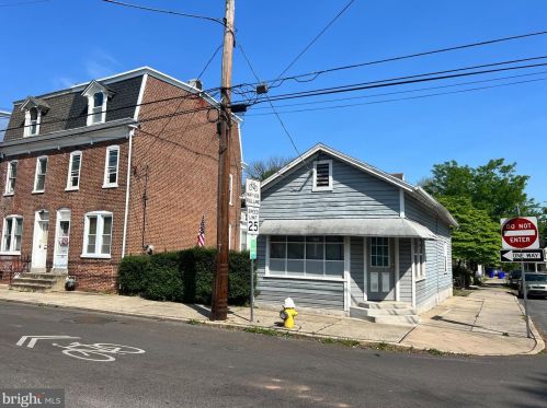 304 Evans St, Pottstown PA  19464-5316 exterior