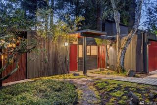 11509 32nd Ave, Seattle, WA 98125-6801