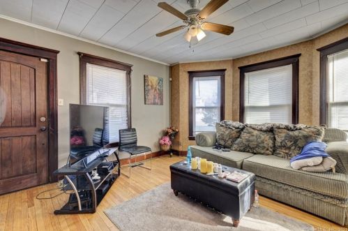 294 Elm St, Torrington CT 06790-4600 exterior