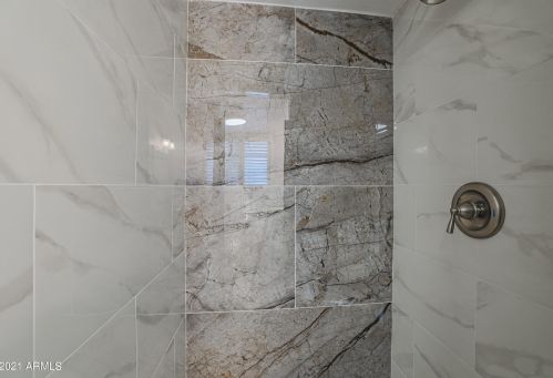 2216 Anderson Ave, Phoenix AZ  85023-2200 exterior