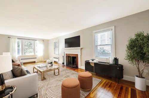 136 9th St, Providence RI 02906-2931 exterior