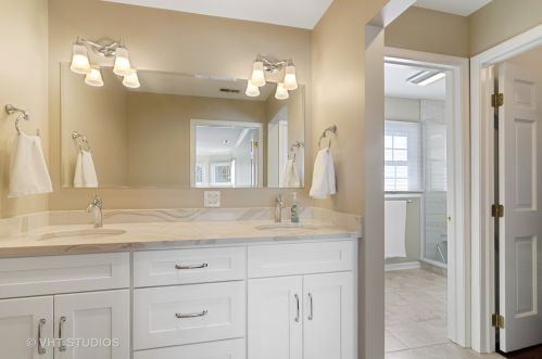 2511 Timber Trl Dr, Bull Valley IL 60012-1521 exterior