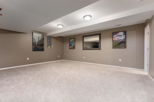 7362 Milan Dr, Kalamazoo MI 49024-3052 exterior