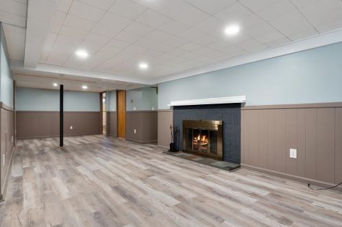 165 Chadwick St, North Andover MA 01845-1705 exterior