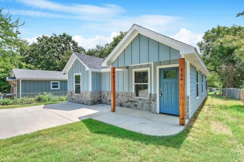 726 Chestnut St, Denison TX  75021-4718 exterior