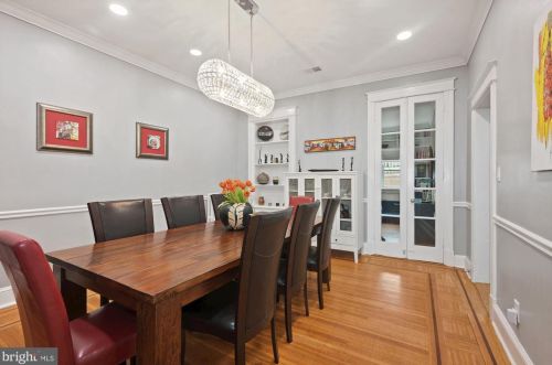 2231 Hall Pl, Washington DC  20007-1837 exterior