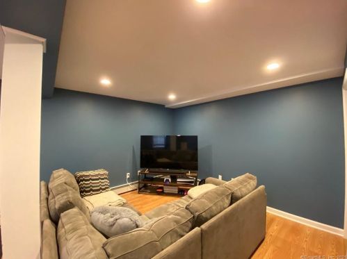 41 Grieb Trl, Wallingford CT 06492-2616 exterior