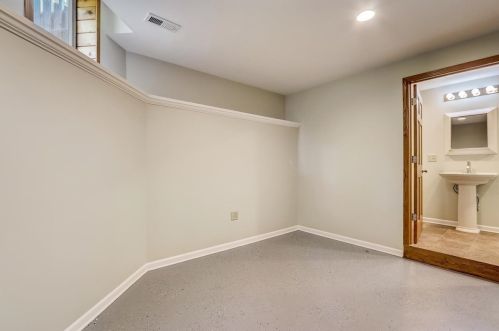 3607 Deep Wood Dr, Bull Valley IL 60012-1004 exterior