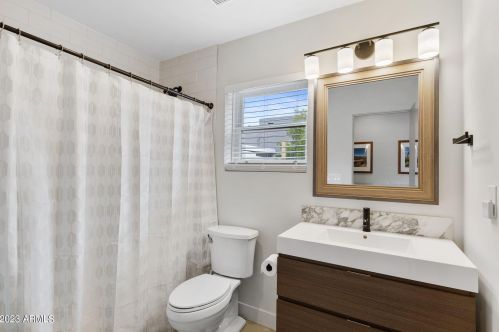 2529 10th St, Phoenix AZ  85006-1055 exterior