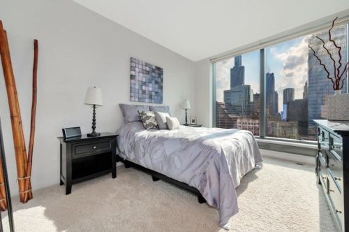 60 Monroe St, Chicago IL  60603-2758 exterior