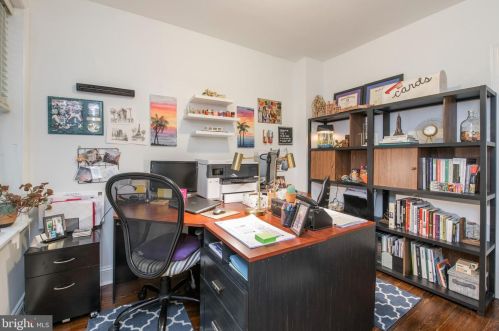 337 Leverington Ave, Philadelphia PA  19128-4738 exterior