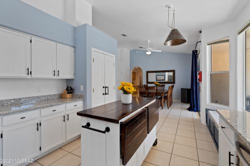 9871 Eastern Fork Trl, Tucson AZ  85742-8715 exterior