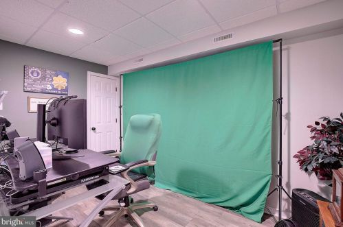 60 Radcliffe Dr, Huntingtown MD 20639-8701 exterior