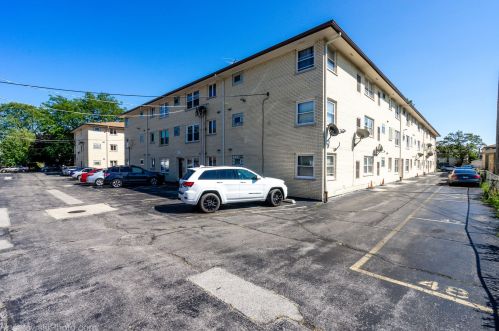 5510 Windsor Ave, Chicago IL  60630-3556 exterior