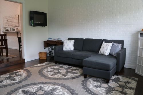 4301 Walnut Hl Dr, Grand Rapids MI 49512-3893 exterior