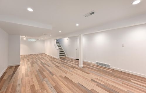 2852 89, Milwaukee WI 53222-4603 exterior