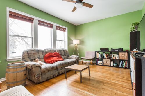 3315 George St, Chicago, IL 60618-7513