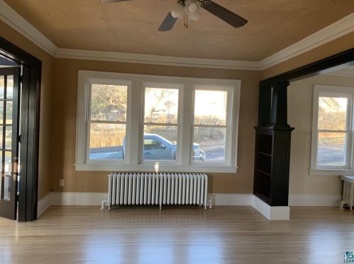 2873 Wicklow St, Duluth, MN 55806-1431