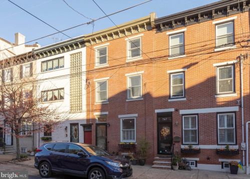 769 24 St, Philadelphia PA 19130-2539 exterior