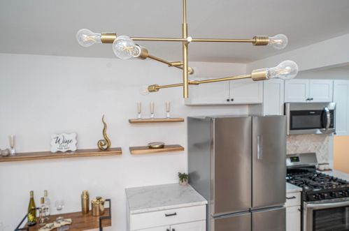 1650 Derbyshire St, Grand Rapids MI 49508-2524 exterior