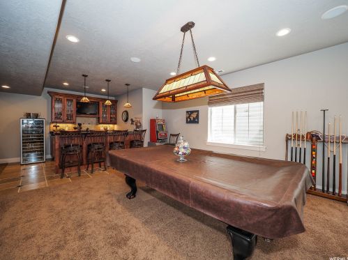 2161 Lorita Way, Sandy UT 84093-6514 exterior