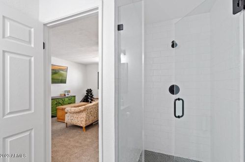 2524 Beryl Ave, Phoenix AZ  85028-3715 exterior