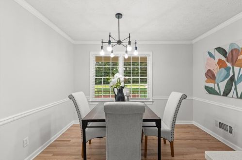 3845 Laurel Fls Dr, Lithonia GA 30039-6586 exterior