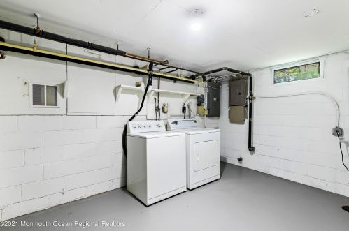 2278 Burroughs Ave, Northfield NJ 08225-1063 exterior