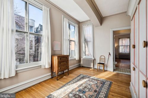 2322 Delancey Pl, Philadelphia PA 19103-6407 exterior