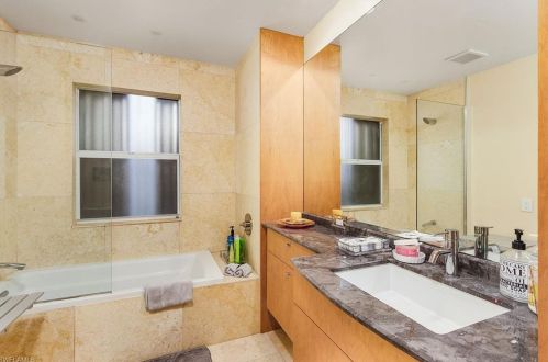 2633 Longboat Dr, Naples FL 34104-3382 exterior