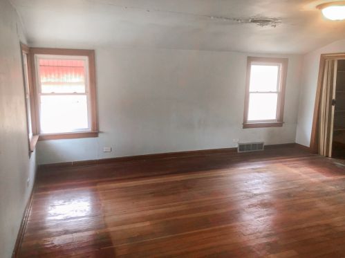 5512 Melvina Ave, Chicago IL 60638-2622 exterior